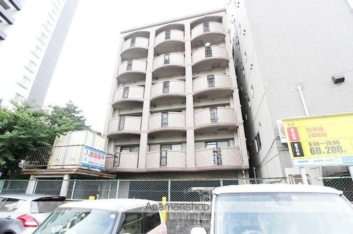 プレデュパルク壱番館の外観