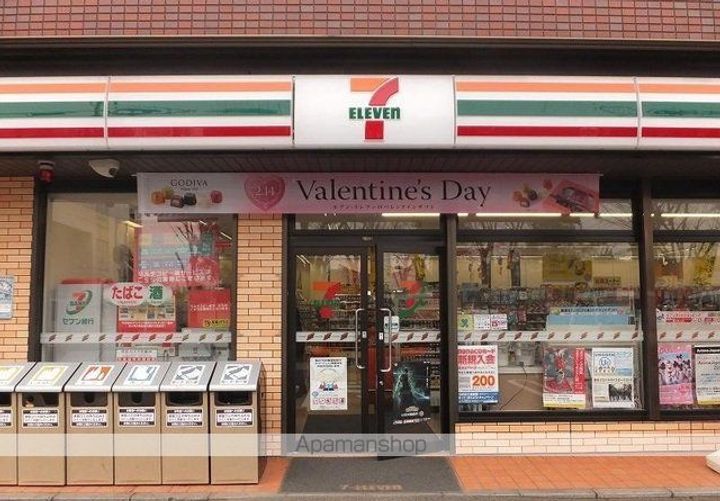 カーサストーネの周辺