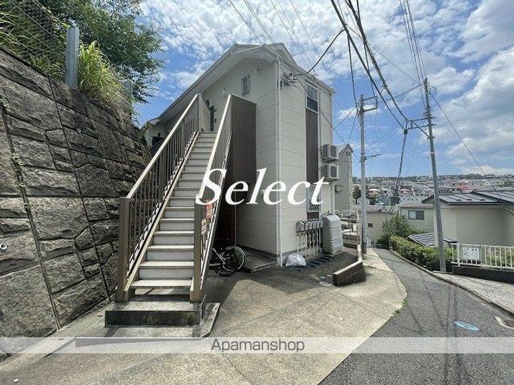 ヒルズ富岡の外観