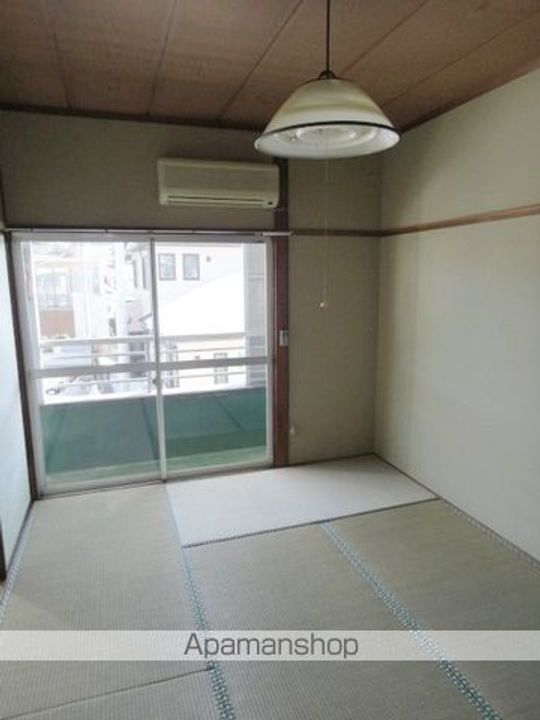 第一須藤ハイツの居間