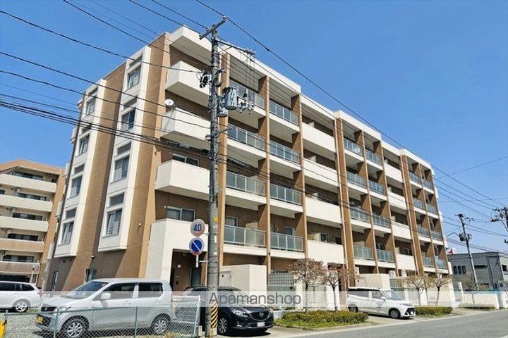 福島県郡山市朝日3丁目の賃貸マンションの外観