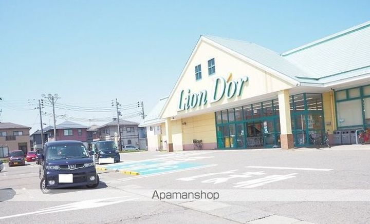 フラッツウィンド ABの周辺