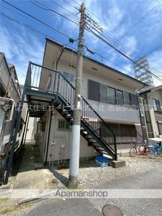 進士荘の外観