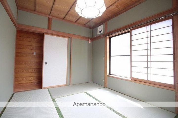 湖畔2丁目ハウス一棟の内装