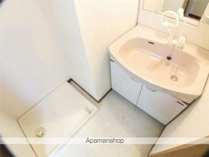 シャン・ポワール101のその他画像