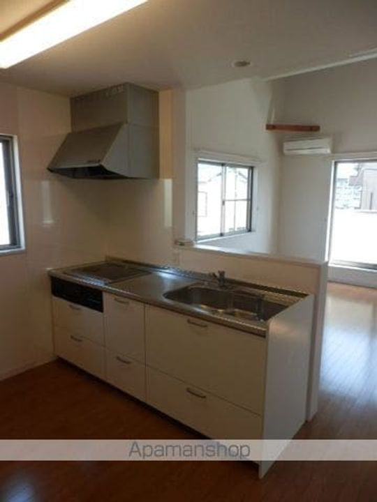静岡県浜松市中央区鹿谷町(一戸建)の賃貸物件戸建てのキッチン