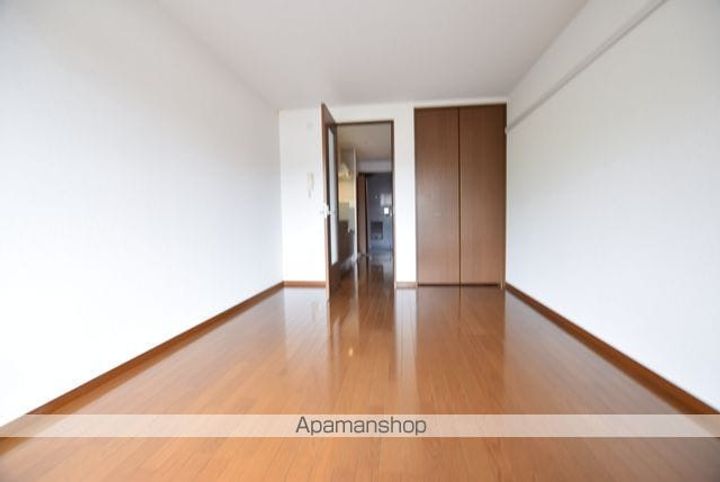 タートルヒルズB205の居間