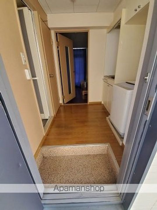 レオパレスグリーンロードΙ203の玄関