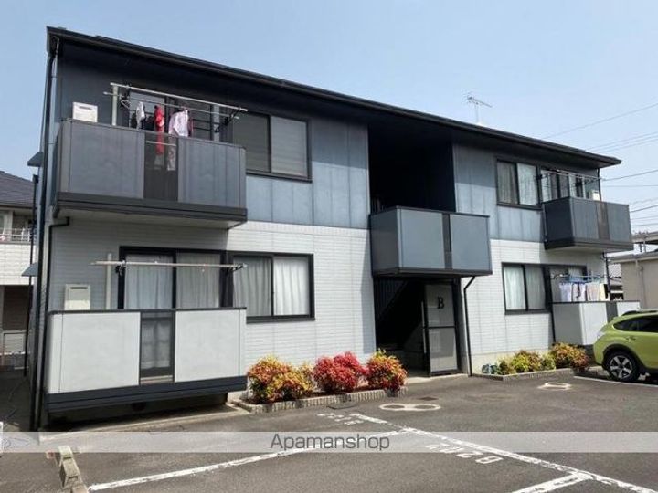 香川県高松市伏石町の賃貸アパートの外観