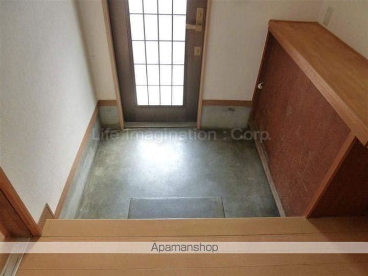 滋賀県甲賀市水口町梅が丘(一戸建)の賃貸物件の玄関