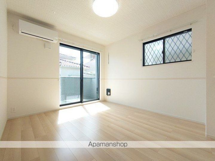 エースガーデン Ⅱの居間