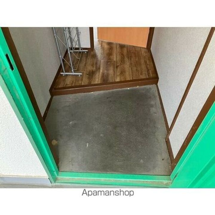 加藤ハイツの玄関