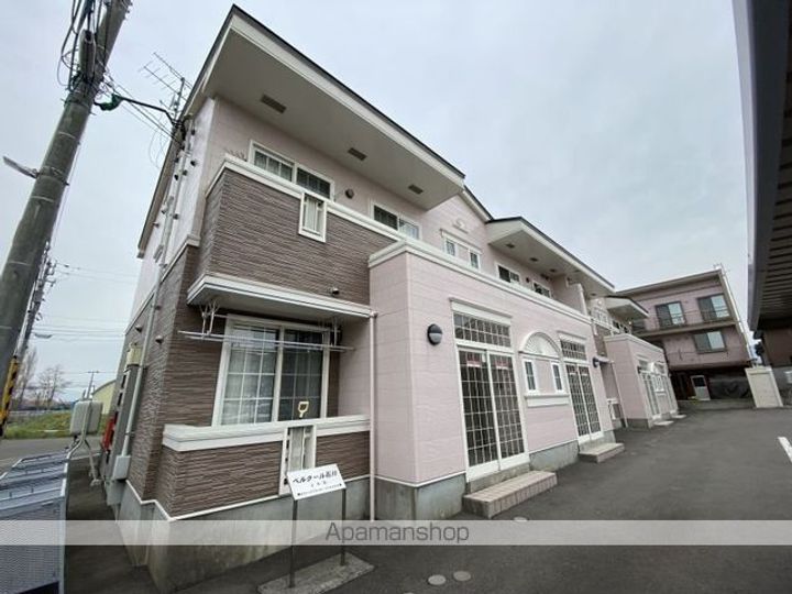 ベルクール石川 2号館の外観