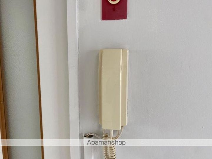 ヴィラナリー志度 3号棟302の内装