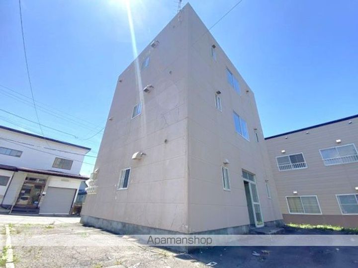Y’S弐番館A301の外観