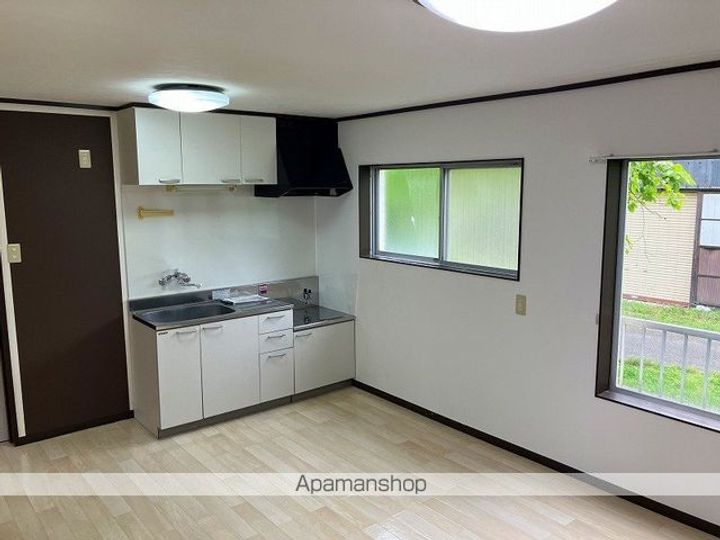 コーポ成田B棟の居間