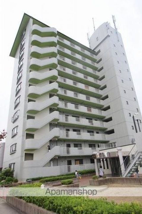 香川県高松市伏石町の賃貸マンションの外観