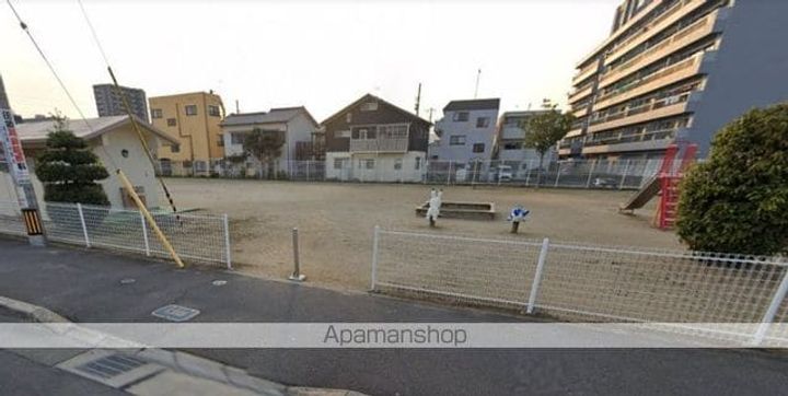 バルビゾン花園の周辺