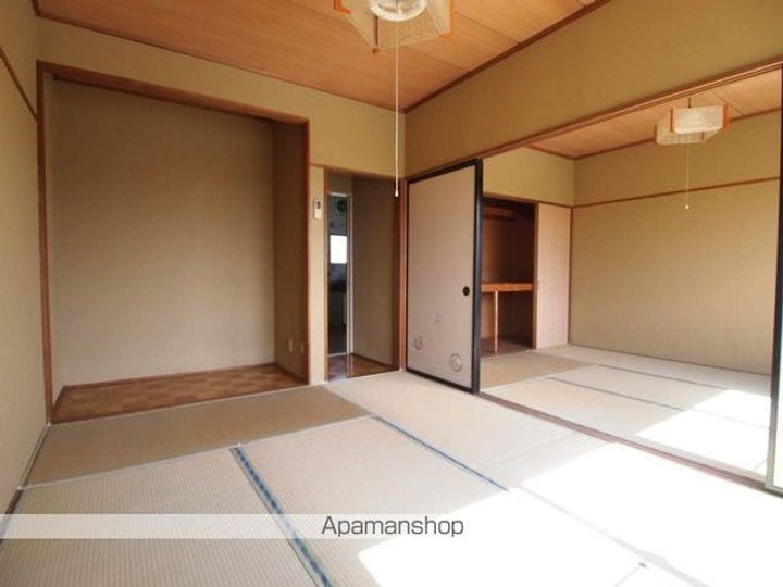 福島県郡山市安積町笹川字道伝の賃貸アパートの居間