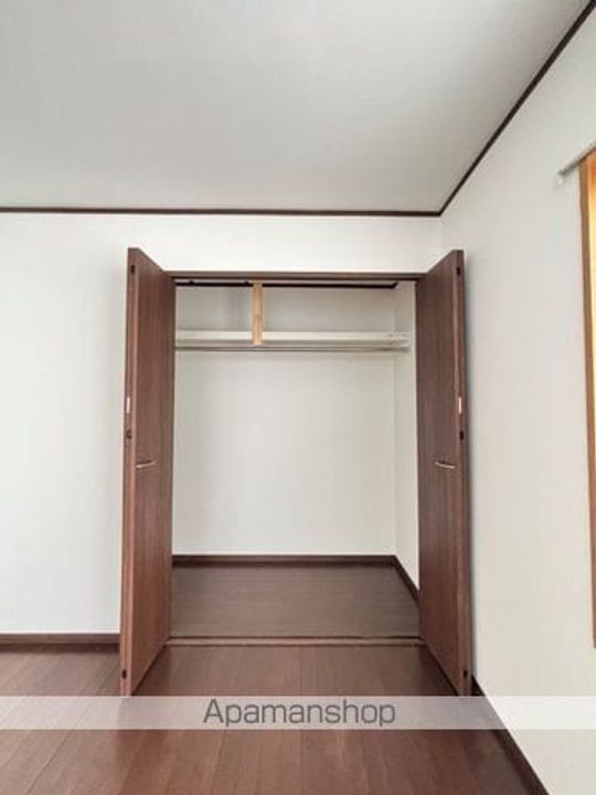 石田アパート1階の内装