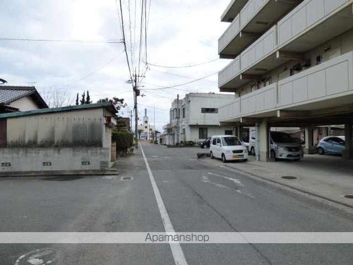 メゾン藤原の周辺