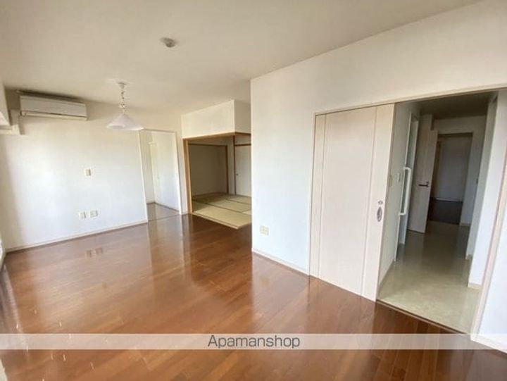 福井県福井市大手2丁目の賃貸マンション706の内装