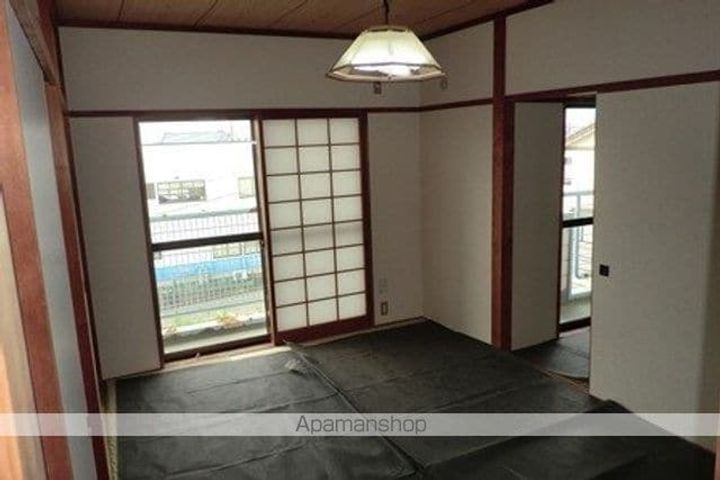 柏山ハイツの居間