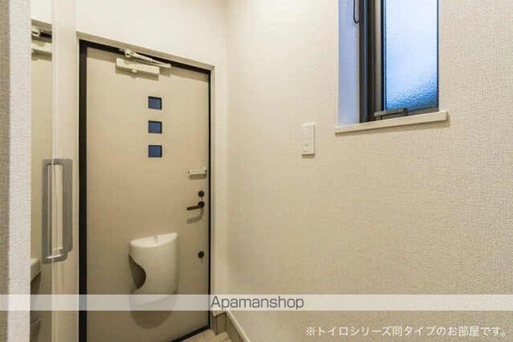 メゾン・モンタンの玄関