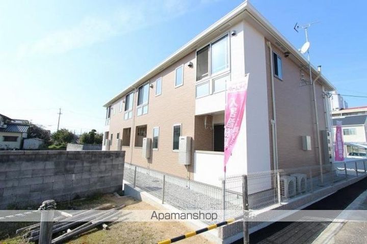香川県高松市六条町の賃貸アパートの外観