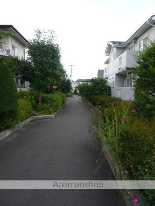 青森県八戸市長根1丁目の賃貸アパートの周辺