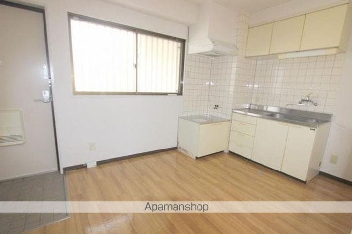 香川県さぬき市志度の賃貸マンションの内装