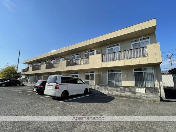 ハイツ川住203の外観