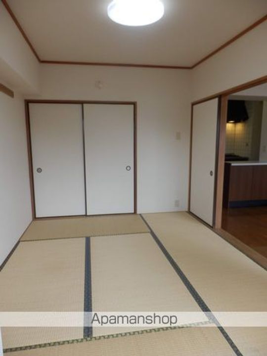 千葉県千葉市中央区南町3丁目の賃貸マンションの内装