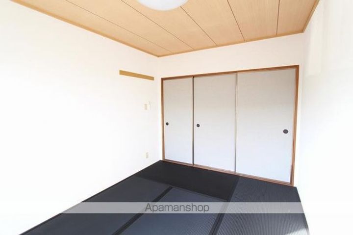 シューグランドールA・B棟A103の内装