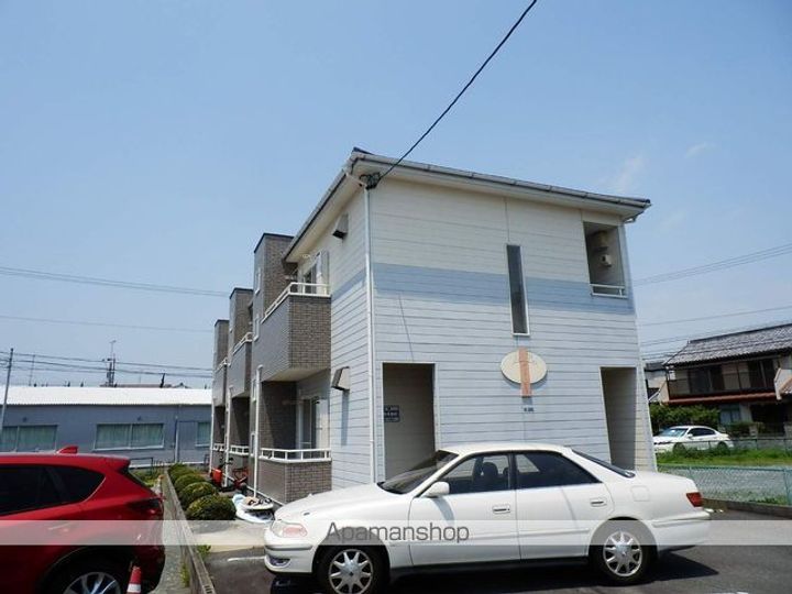 静岡県浜松市中央区助信町の賃貸アパートの外観