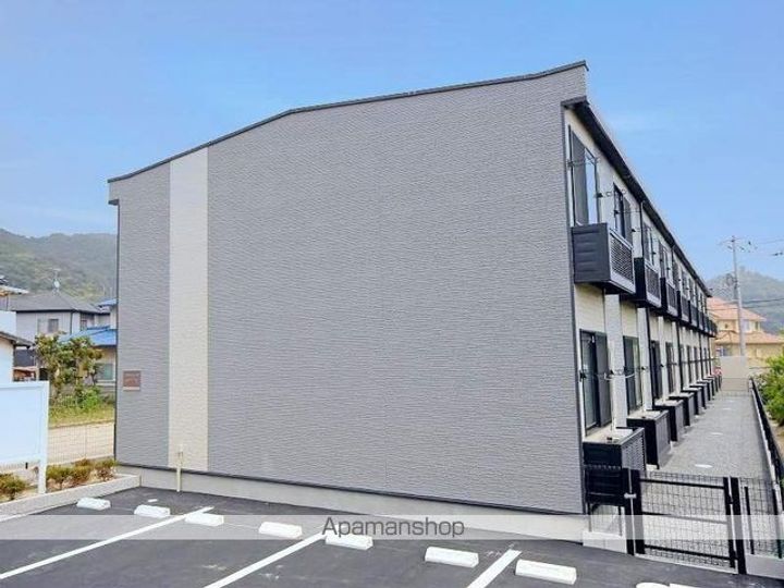 レオパレスハピネスいずみやの外観