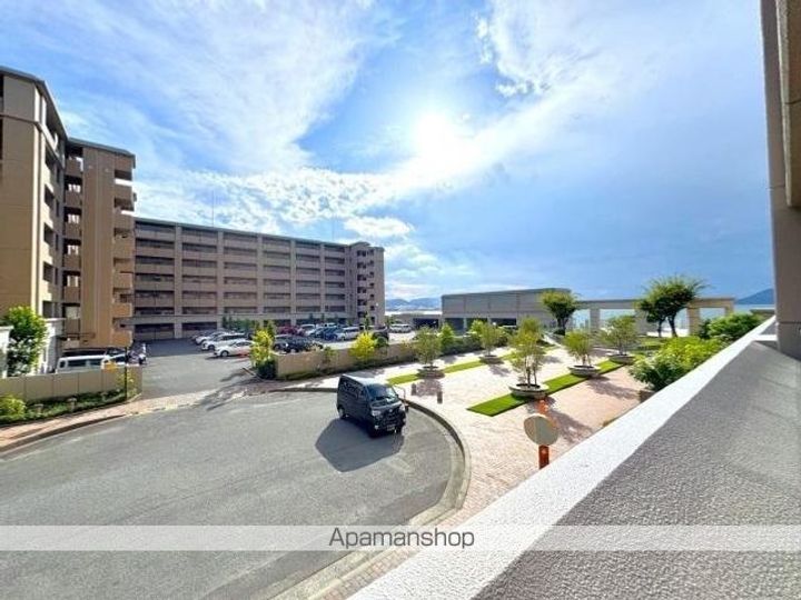 香川県高松市屋島西町の賃貸マンション207の内装