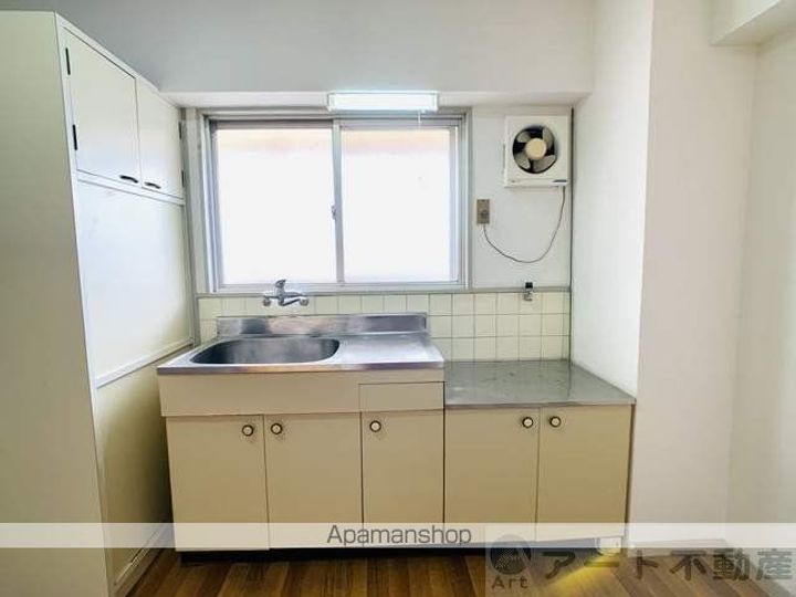 愛媛県松山市福音寺町の賃貸マンションのキッチン