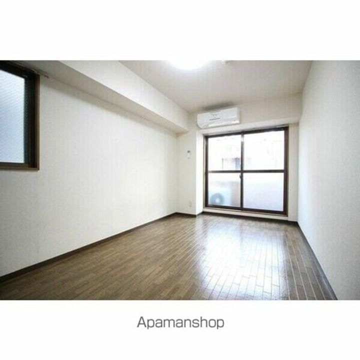 ドエル高円寺の居間