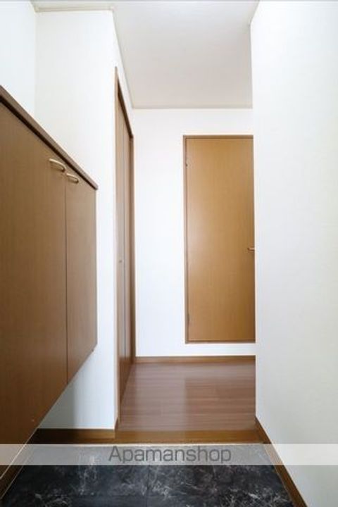フィルコート新町 参番館の玄関