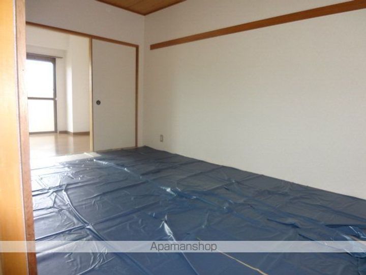 ナーシサス法橋403の内装