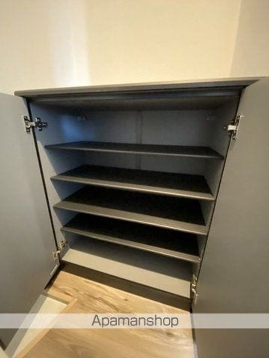 ミリアビタ前原の玄関