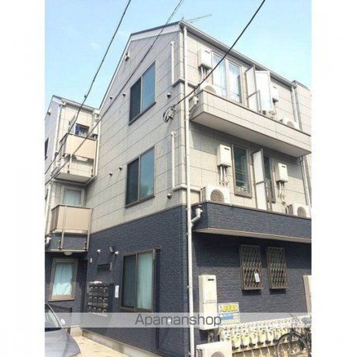 東京都足立区千住緑町2丁目の賃貸アパートの外観