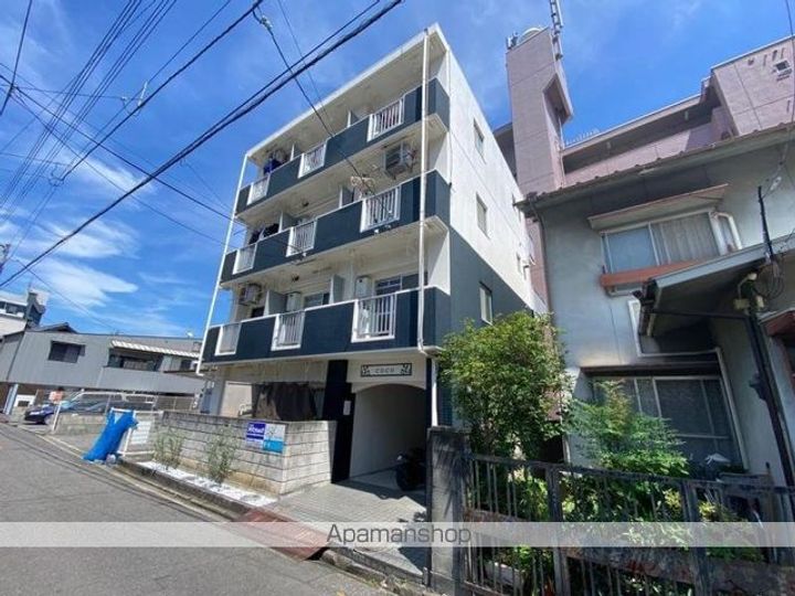 香川県高松市室新町の賃貸マンションの外観