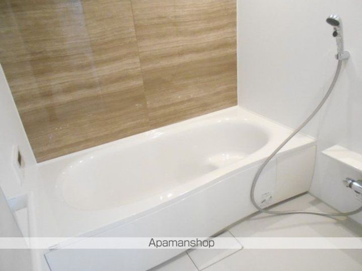 岐阜県岐阜市粟野東2丁目の賃貸アパートの風呂