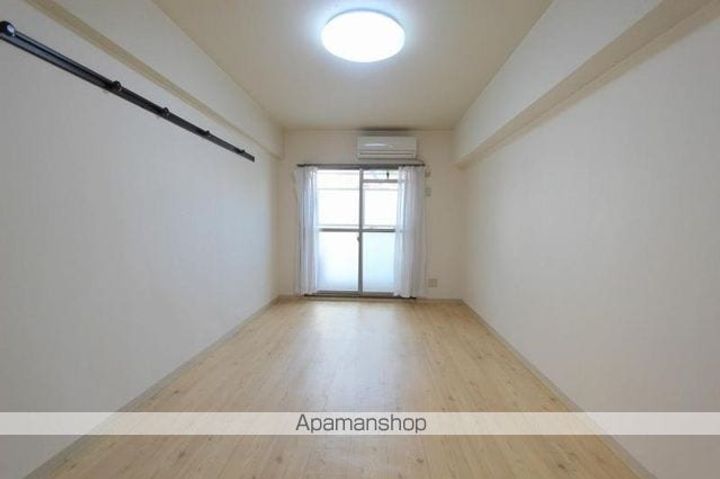 香川県高松市宮脇町2丁目の賃貸マンションの内装