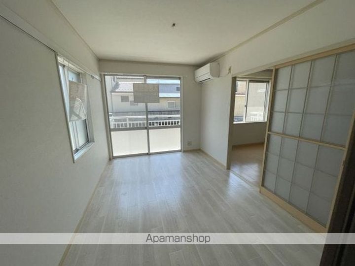 アーバンハイツⅡ101の居間