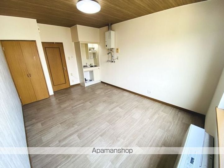 リージョンハイツBの居間