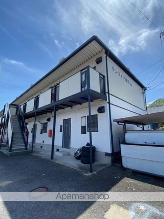 香川県高松市植松町の賃貸アパートの外観