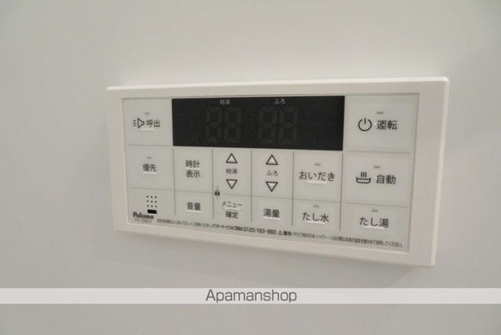 バークレープレイス102の内装